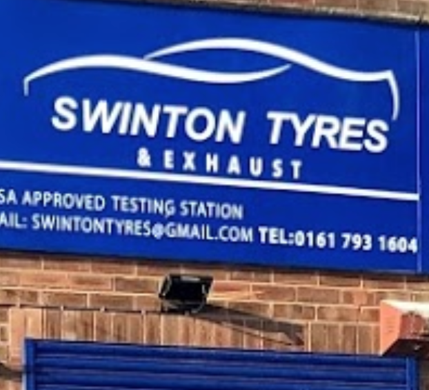Swinton轮胎和排气曼彻斯特徽标